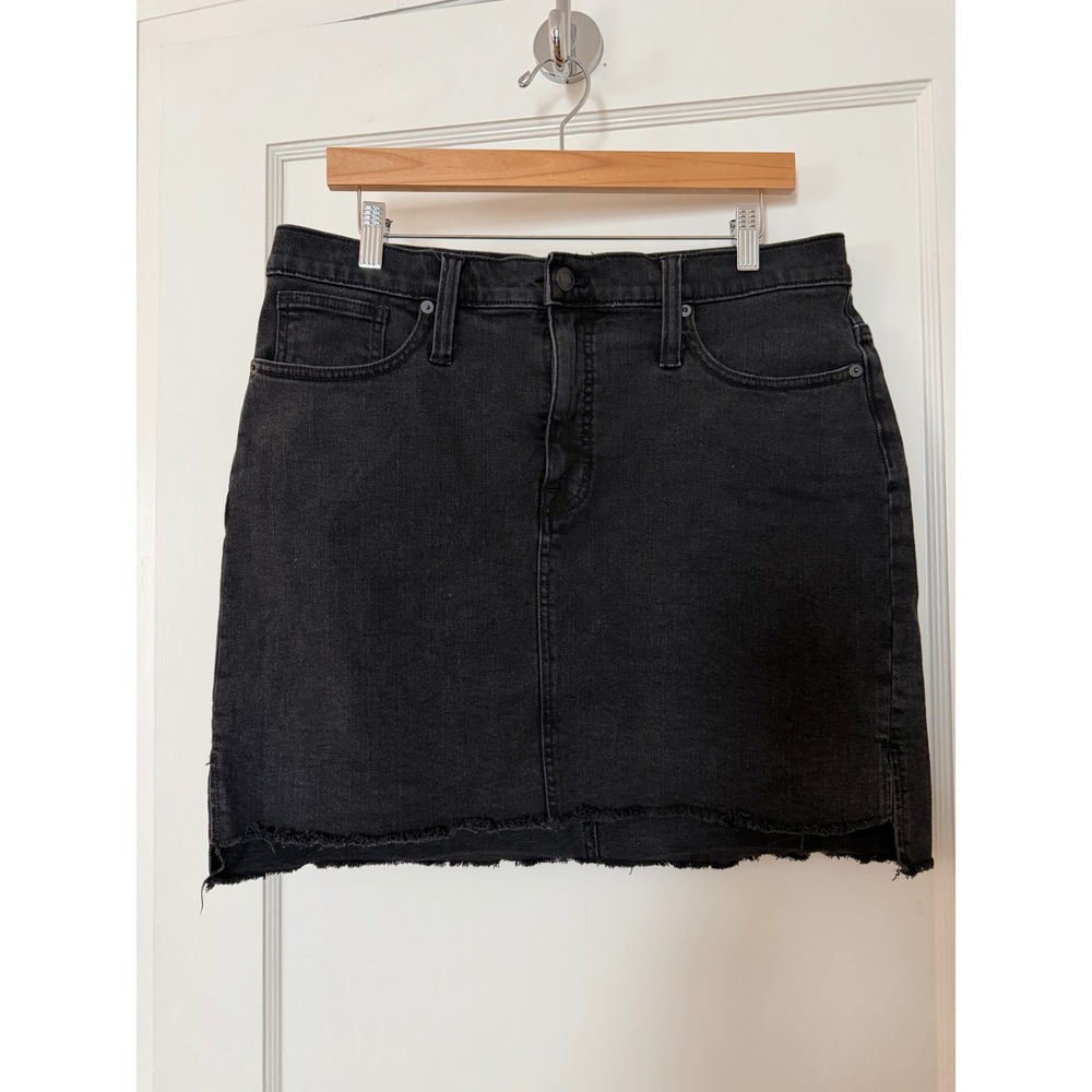Madewell Black Denim Mini Skirt Raw Hem Frayed High Rise Size 31 Boho Western